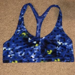 Lululemon sports bra